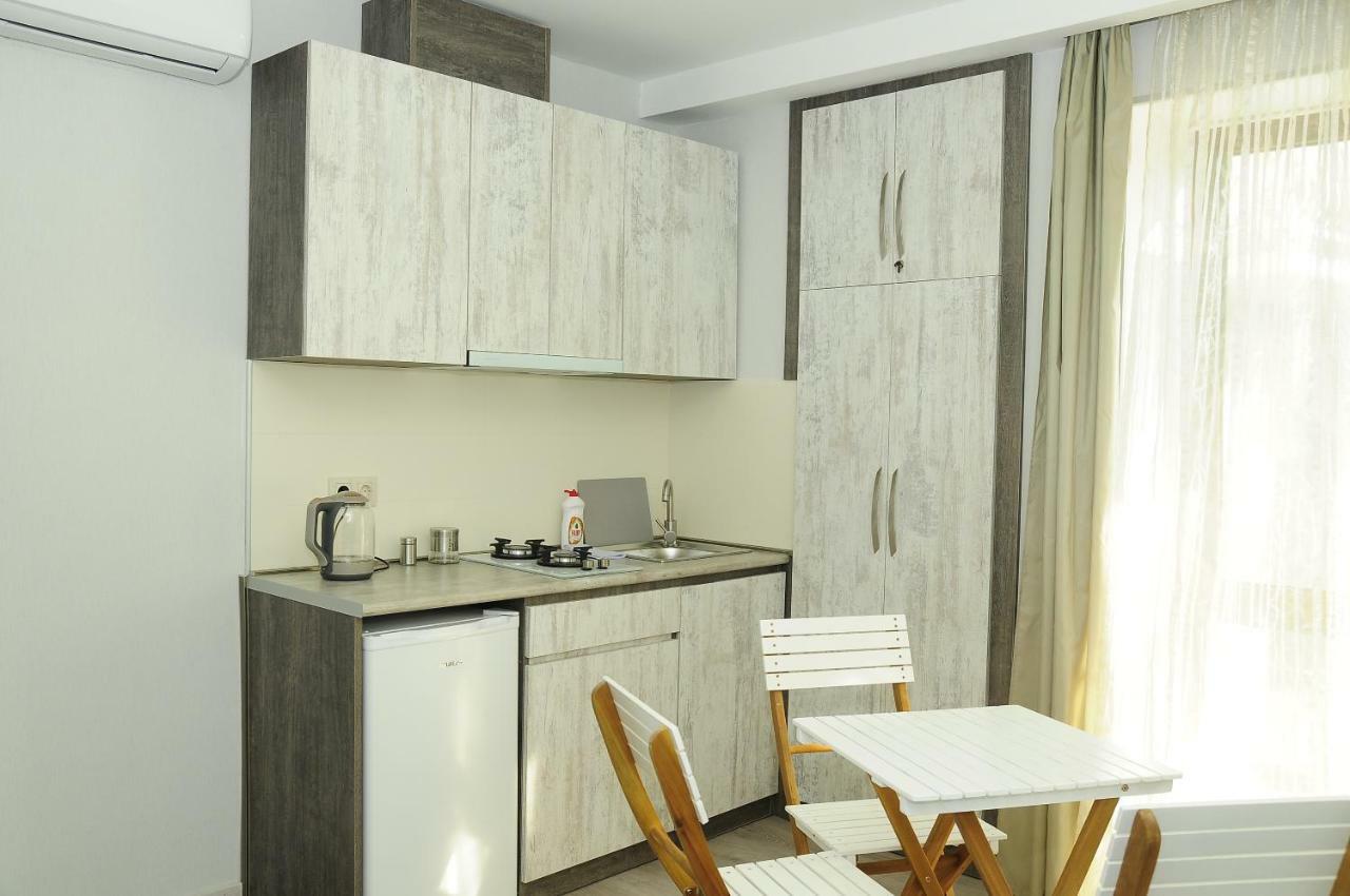 Borjomi Apartments Apart Hotel ภายนอก รูปภาพ