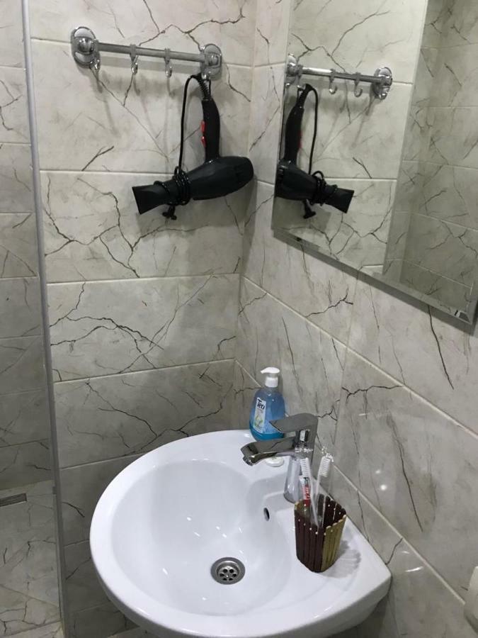 Borjomi Apartments Apart Hotel ภายนอก รูปภาพ