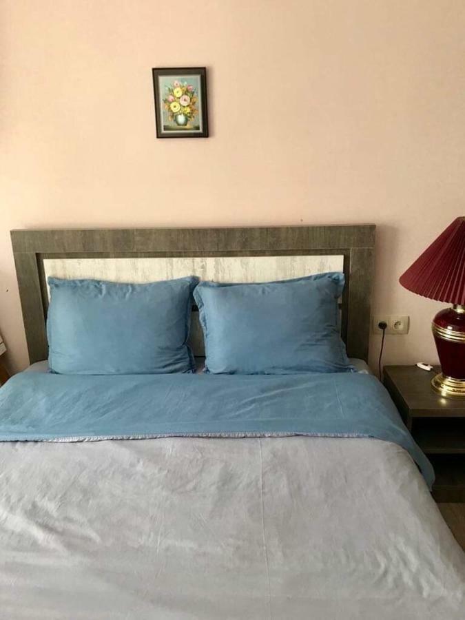 Borjomi Apartments Apart Hotel ภายนอก รูปภาพ